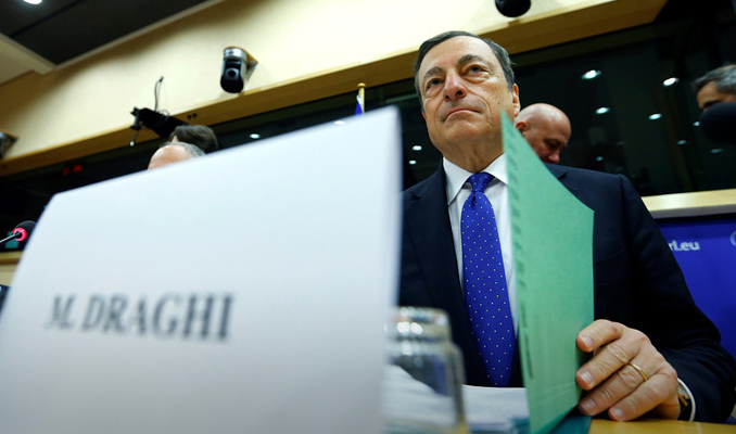 Draghi enflasyondan memnun değil
