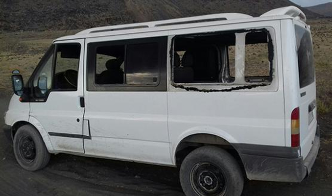 PKK minibüs taradı: 3 ölü, 2 yaralı