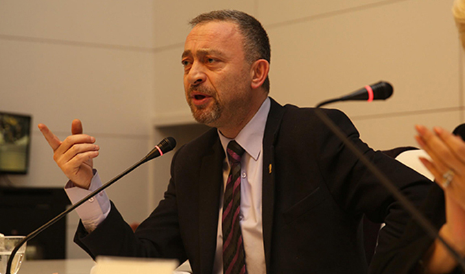 Ümit Kocasakal, CHP Başkanlığına adaylığını açıklıyor