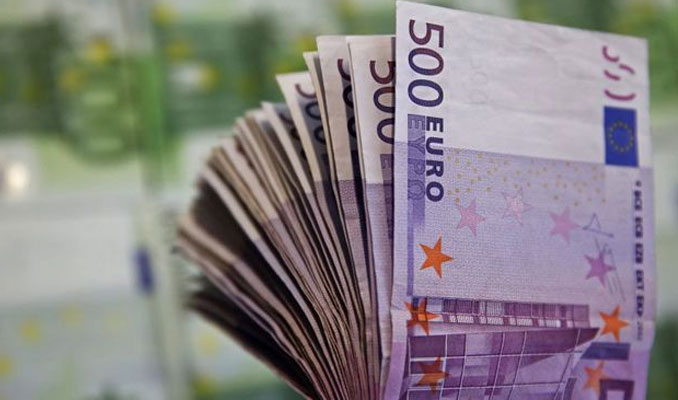 Euro Bölgesi'nde yıllık enflasyon yüzde 2'yi aştı