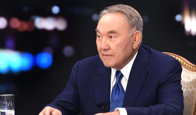 Nazarbayev'den Rusya ve Ukrayna'ya müzakere çağrısı