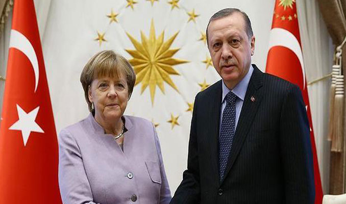 Cumhurbaşkanı Erdoğan, Merkel'le  görüştü