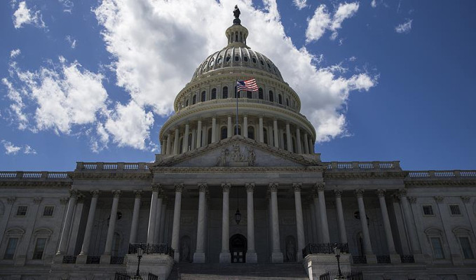ABD'de geçici bütçe tasarısı Senato'dan geçti