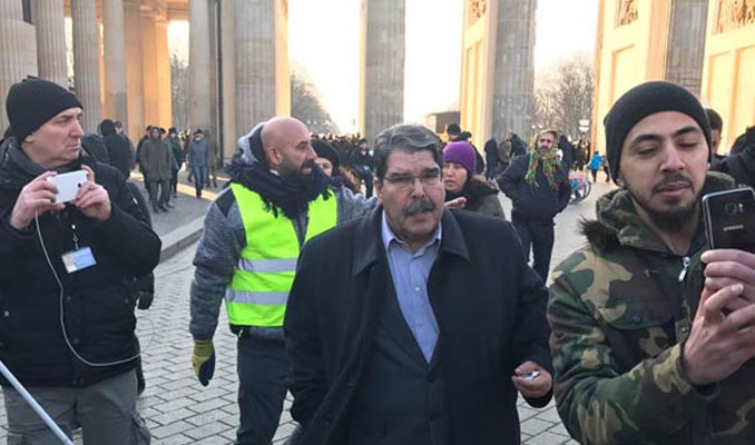 Salih Müslim Berlin'de PKK mitingine katıldı