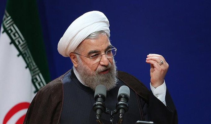 Ruhani'den Trump'a tehdit gibi uyarı