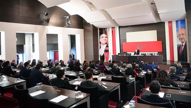 CHP Parti Meclisi'nden Kılıçdaroğlu'na ittifak yetkisi