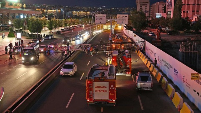 Ankara'da metro inşaatında vinç kazası