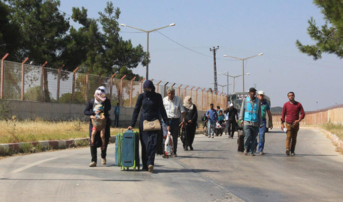 Tatile giden Suriyelilerden 3 bini geri dönmedi