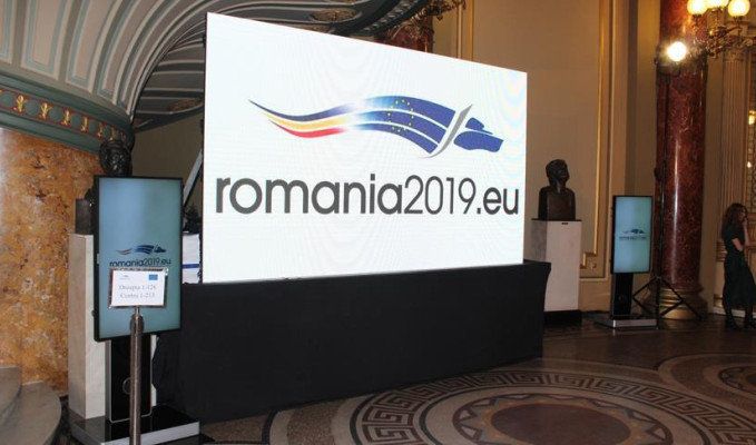 Romanya AB dönem başkanlığını devraldı