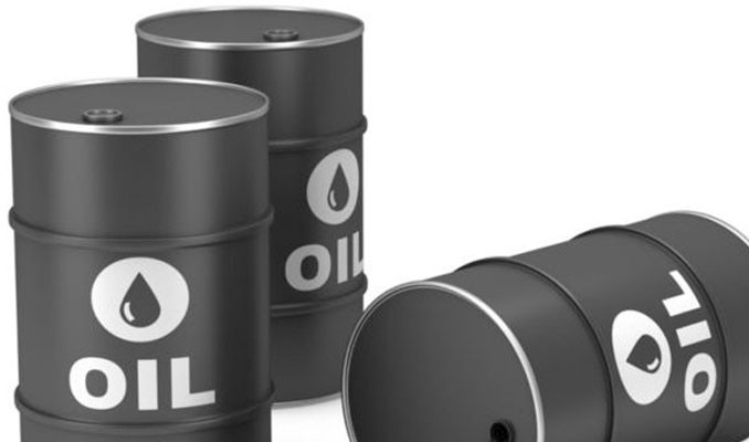 UEA küresel petrol talebi görünümünü düşürdü