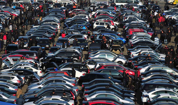 Çin’de otomobil satışları son 16 ayda 15. kez düştü