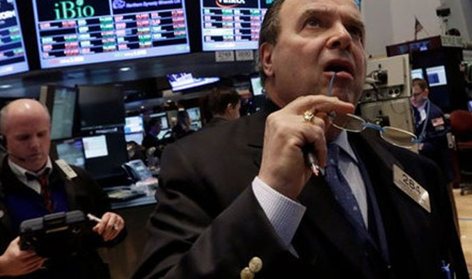 New York Borsası düşüşle açıldı