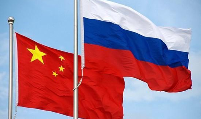 Rusya ve Çin, 13 milyar dolar değerinde anlaşma imzaladı