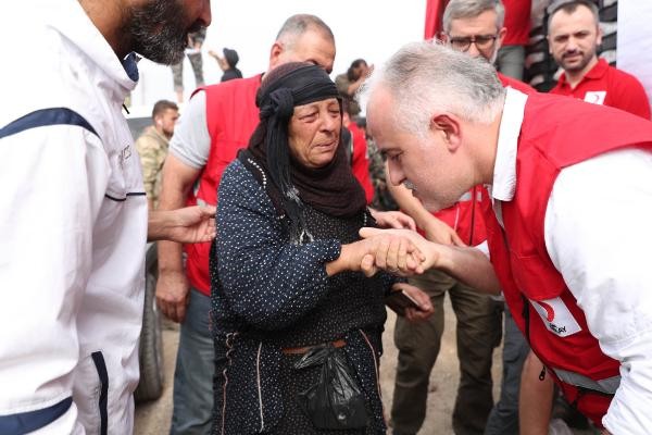 Kızılay, Resulayn ve Tel Abyad'da 10 bin kişiye yardımda bulundu