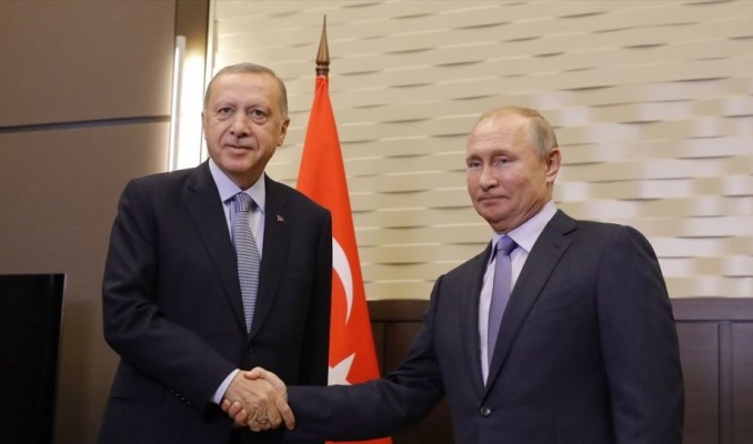 Erdoğan Putin ile Soçi'de bir araya geldi