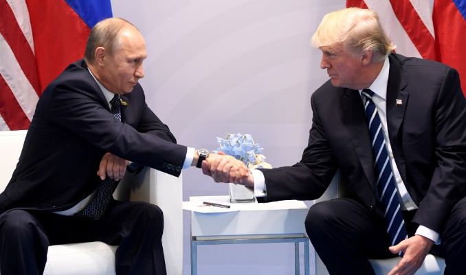 Putin'den Trump'a destek: Yanlış bir şey yapmadı