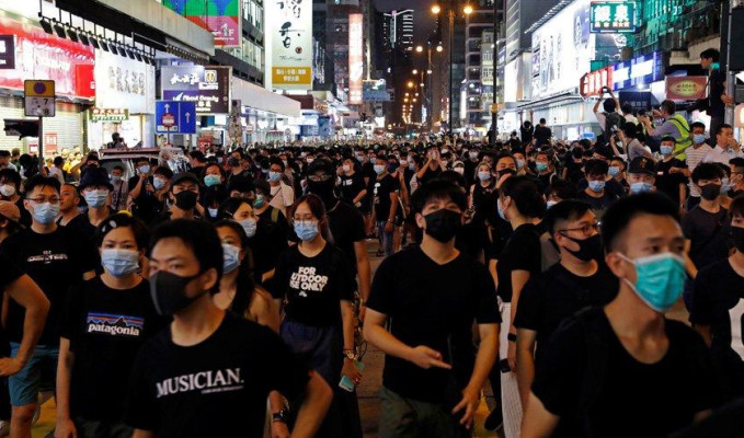 Protestolar yatırımcıları Hong Kong'dan kaçırıyor