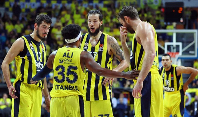 Fenerbahçe Beko'ya 5 maç seyircisiz oynama cezası