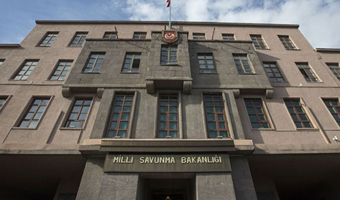 MSB'den açıklama: Türkiye'ye yönlendirilmiş 75 adet roket tespit edildi