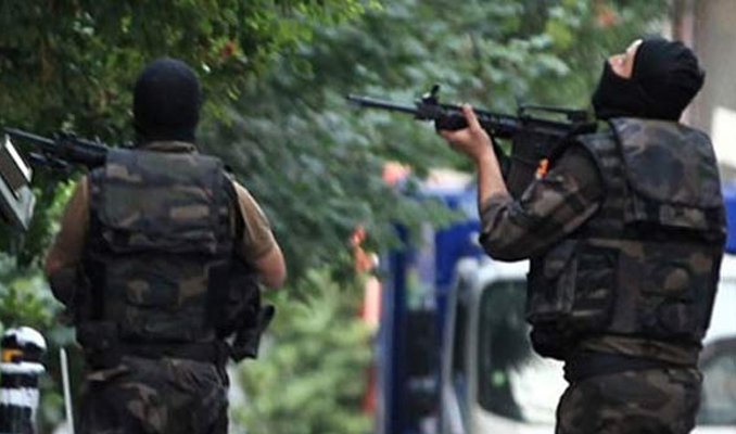Kırmızı bültenle aranan DEAŞ'lı 2 kadın, Kilis'te yakalandı