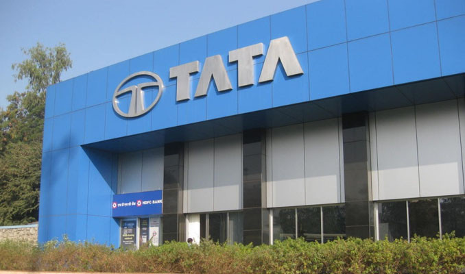 Tata İngiltere'de ortaklık için 2 devle görüştü