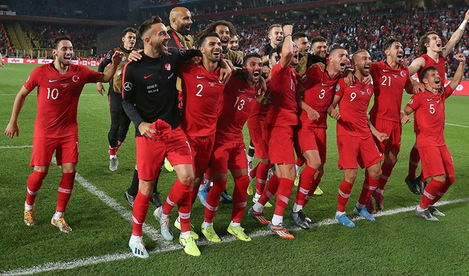 Türkiye EURO 2020 bileti için sahada