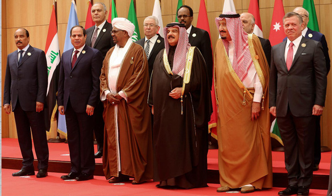 Suudi Arabistan, Arap-Afrika Zirvesi'ni erteledi