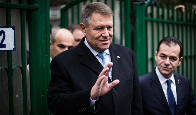 Romanya'da cumhurbaşkanı seçiminin galibi belli oldu