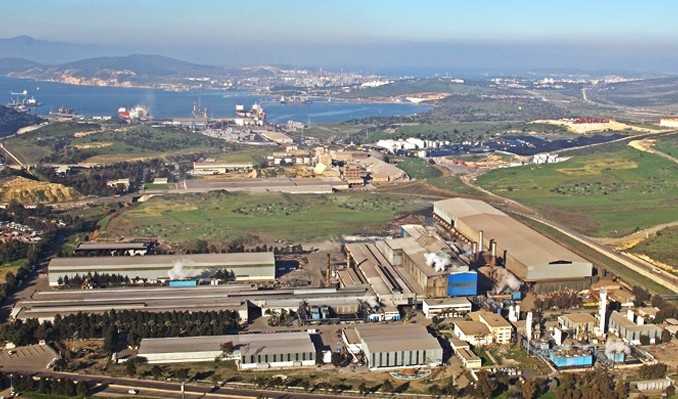 İzmir Demir Çelik'in zararı geriledi