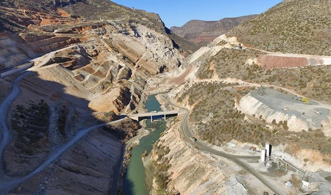Silvan Barajı 2021'de su tutmaya hazır
