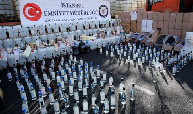 İstanbul'da ünlü bir restoranda kaçak içki yakalandı