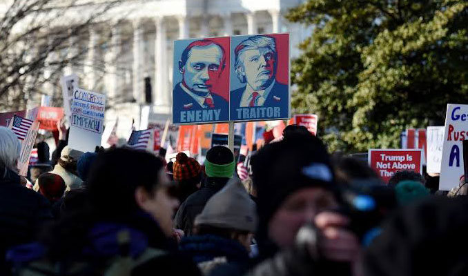 Kongre önünde Trump'ın azline destek eylemi