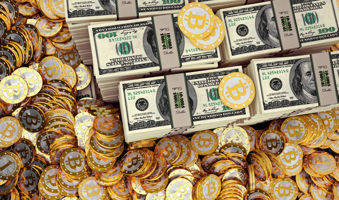 Bitcoin bir ay sonra ilk kez 7,600 doların üzerini gördü
