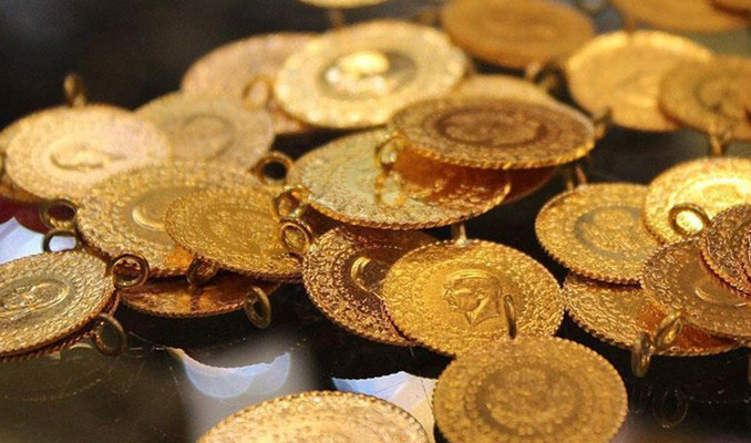 Çeyrek altın 500 Cumhuriyet altını 2 bin liraya dayandı