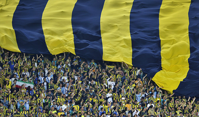 Fenerbahçe taraftarının yoğun ilgisi bilet fiyatlarını katladı