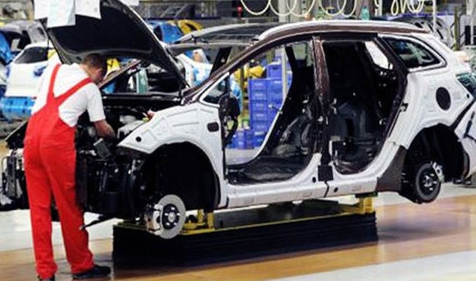 İngiltere'de araç üretimi düşüşü hızlandı