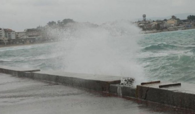 Meteoroloji'den Marmara Denizi'nde fırtına uyarısı
