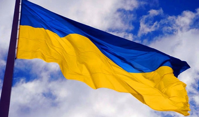 Ukrayna, Rusya'ya tüm uçak seferlerini durdurdu