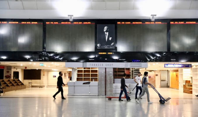 Atatürk Havalimanı sessizliğe büründü