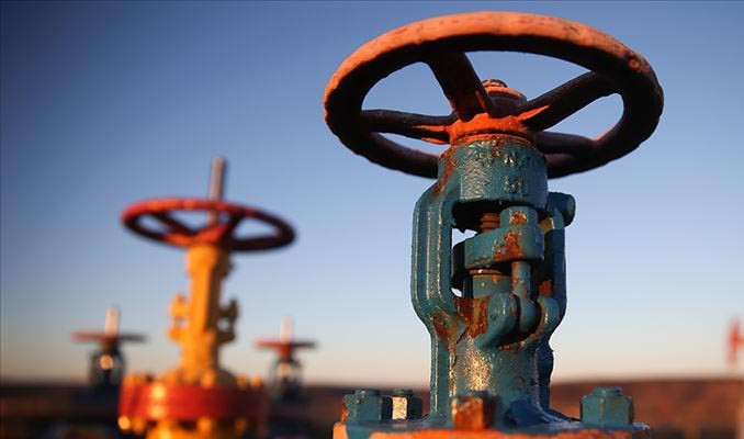 Rusya'nın günlük petrol üretimi öngörülen seviyenin altına indi