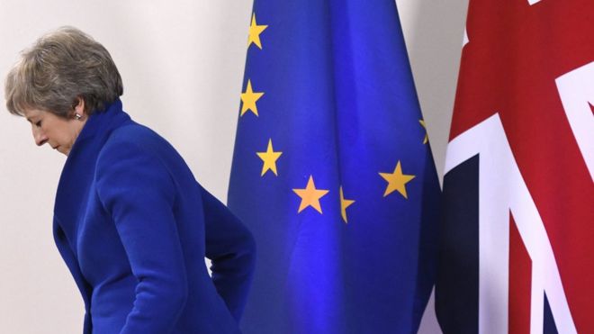  İngiltere Başbakanı May yarın istifa ediyor
