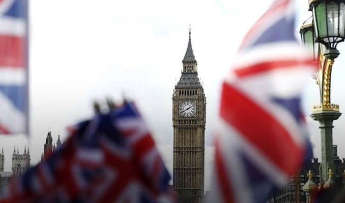 İngilizlerin çoğunluğu ülkenin krizde olduğunu düşünüyor