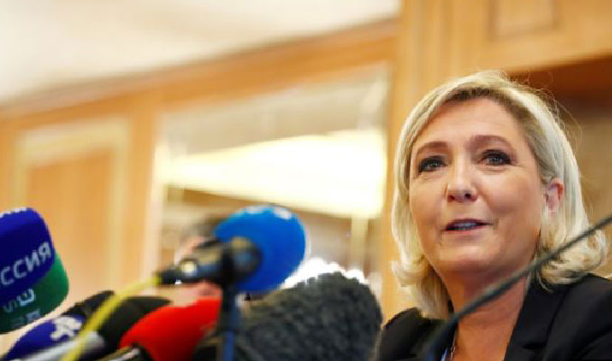 Le Pen'den Macron'a seçim resti
