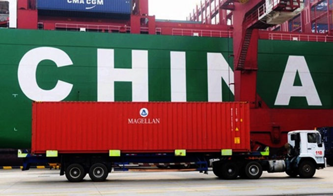 Çin'de ticaret fazlası beklentileri aştı