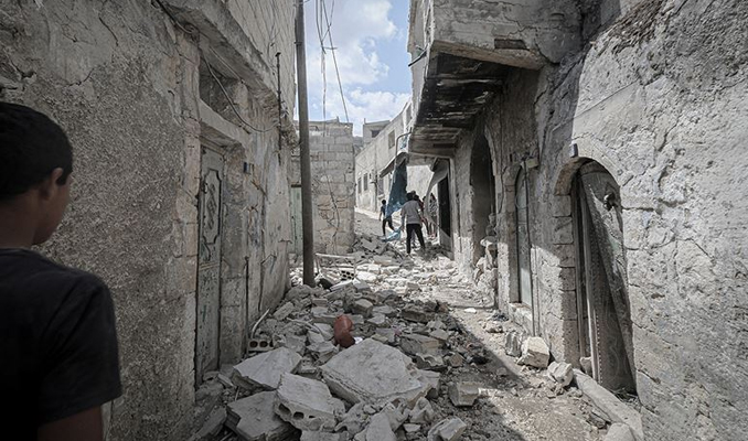 Esed rejimi ve Rusya'dan İdlib'e hava saldırısı