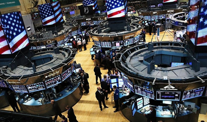 Kurumsal yatırımcılar ABD hisse ve tahvillerini satıyor