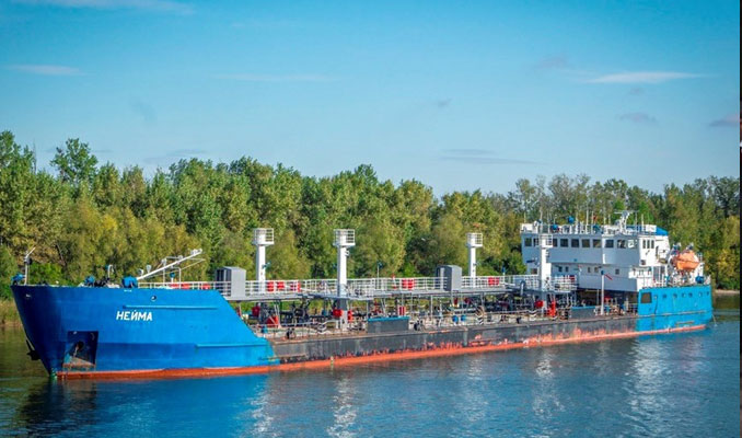 Ukrayna'da alıkonulan Rus gemisine tutuklama kararı