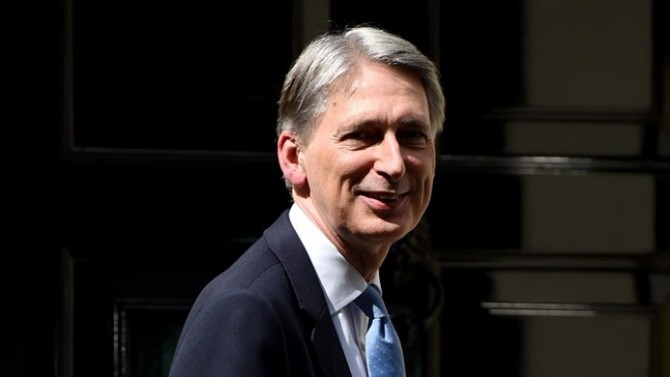 Hammond: Anlaşmasız Brexit referandum sonuçlarına ihanettir