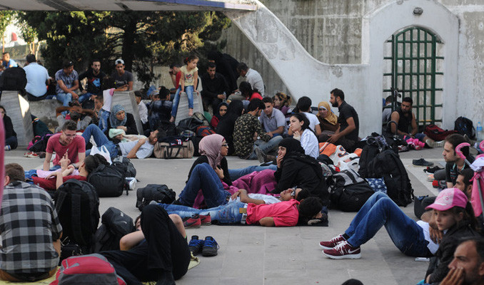 İstanbul'da yaşayan Suriyelilere verdiği süre yarın doluyor