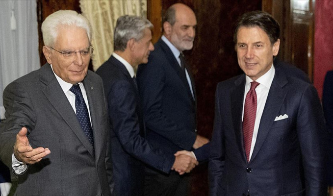 Conte İtalya Cumhurbaşkanı'na istifasını sundu